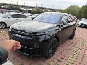 MY2023 Li L7 Air