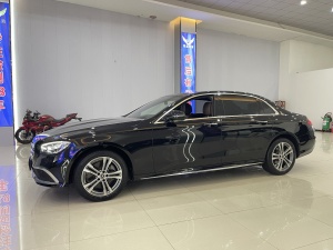 2023款 奔驰E级 E 260 L 运动型