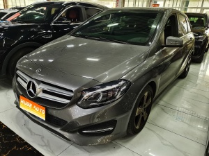 2019款 奔驰B级 B 200 时尚型