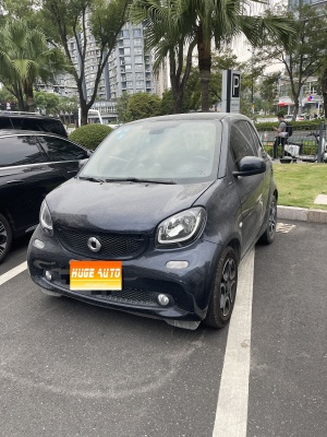 MY2017 smart fortwo 1.0L 52KW Blue Special Special Edition National V