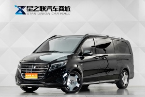 2024款 奔驰V级 V 300 L 长轴距豪华版