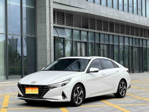 MY2022  Elantra (Gen3-4)  1.5L CVT LUX Luxury