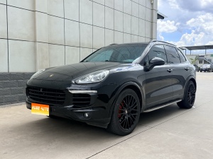 MY2016 Cayenne Platinum Edition 3.0T