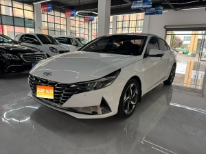 MY2022  Elantra (Gen3-4)  1.5L CVT LUX Luxury