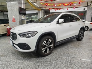 MY2020  Mercedes Benz  GLA Class  GLA 200