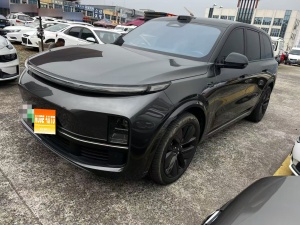 2022款 理想L9 Max