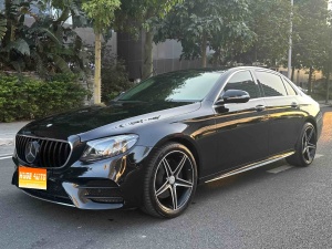 2017款 奔驰E级 E 300 L 运动豪华型