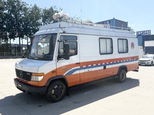 2012款 凌特 2.1T厢式 基本型110KW