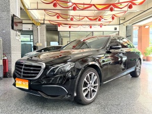 2019款 奔驰E级 改款 E 300 L 豪华型