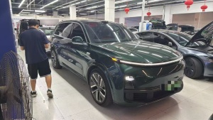 2022款 理想L9 Max