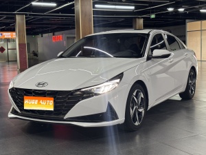 2022款 伊兰特 1.5L CVT LUX尊贵版