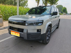 MY2025 Titanium 7 190KM 4WD Ultra