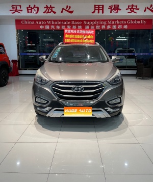 2015款 北京现代ix35 2.0L 自动两驱舒适型 国IV