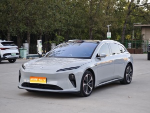 MY2023 NIO ET5T 75kWh Touring