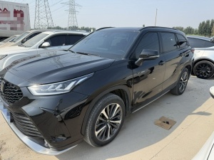 2024款 皇冠陆放 2.5L HEV四驱豪华版