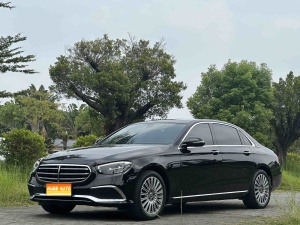 MY2023  Mercedes Benz  E Class   Facelift  E 300 L  Luxury