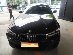 2022款 宝马5系 530Li 领先型 M运动套装