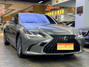 2021款 雷克萨斯ES 200 卓越版