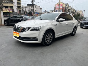 MY2019 Octavia 1.5L AT Comfort Version 