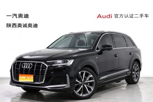 2023款 奥迪Q7 55 TFSI quattro S line运动型