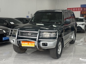 MY2009 Black King Kong 2.4L MT 4WD 