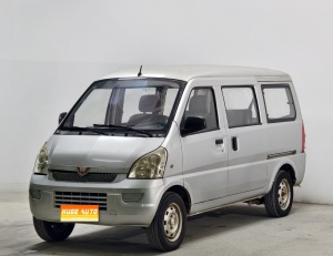 2011款 五菱荣光 1.2L标准型