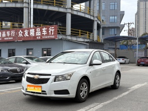 MY2013 Cruze 1.6L SL MT