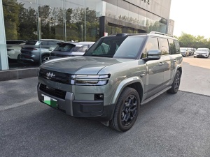 MY2025 Titanium 7 190KM 4WD Ultra