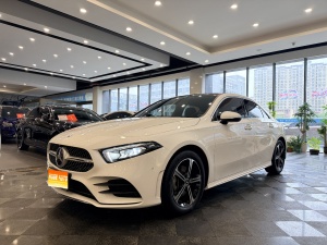 MY2022 Mercedes Benz A Class Facelift III A 200 L Sport Sedan Fashion Version 
