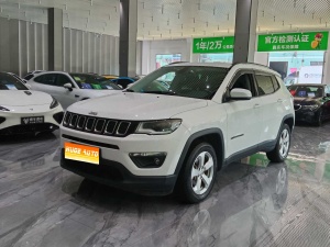 MY2017 Compass 200T AT Family Version