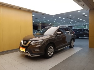 MY2017 X-TRAIL 2.0L CVT Comfort Version 2WD