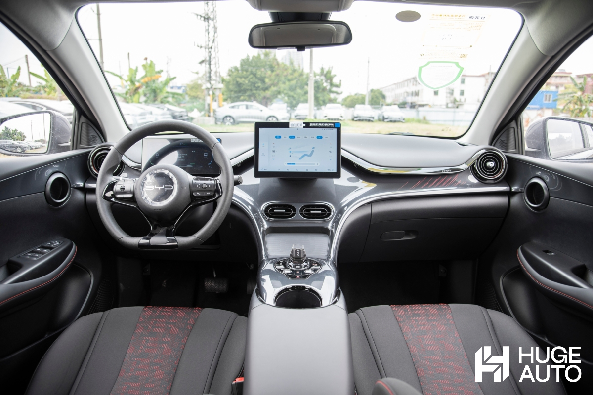 Interior of BYD E2